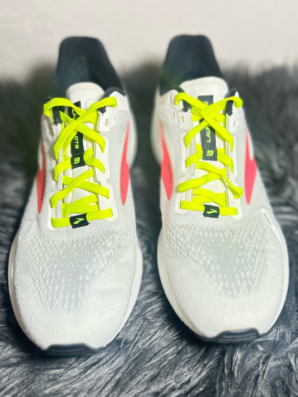 Brooks Launch 9 Running Shoe Neon Pink-Orange Sneakers Size 9 - Picture 3 of 13